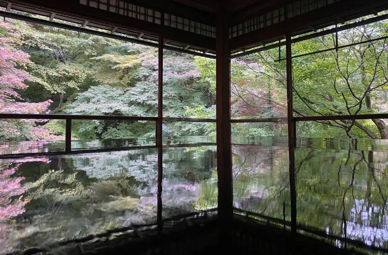 瑠璃光院